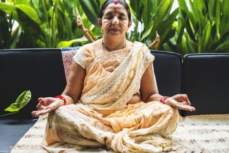 A woman that is an Ayurvedic practioner